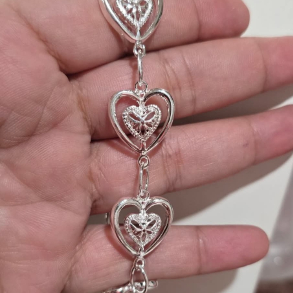 Elegant 925s Silver Heart Bracelet